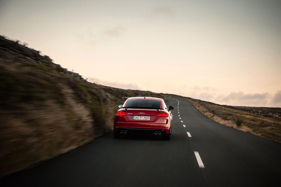  Audi TTS Competition Coupe (8S) 2018 года  (WW) (фото 6 из 40)